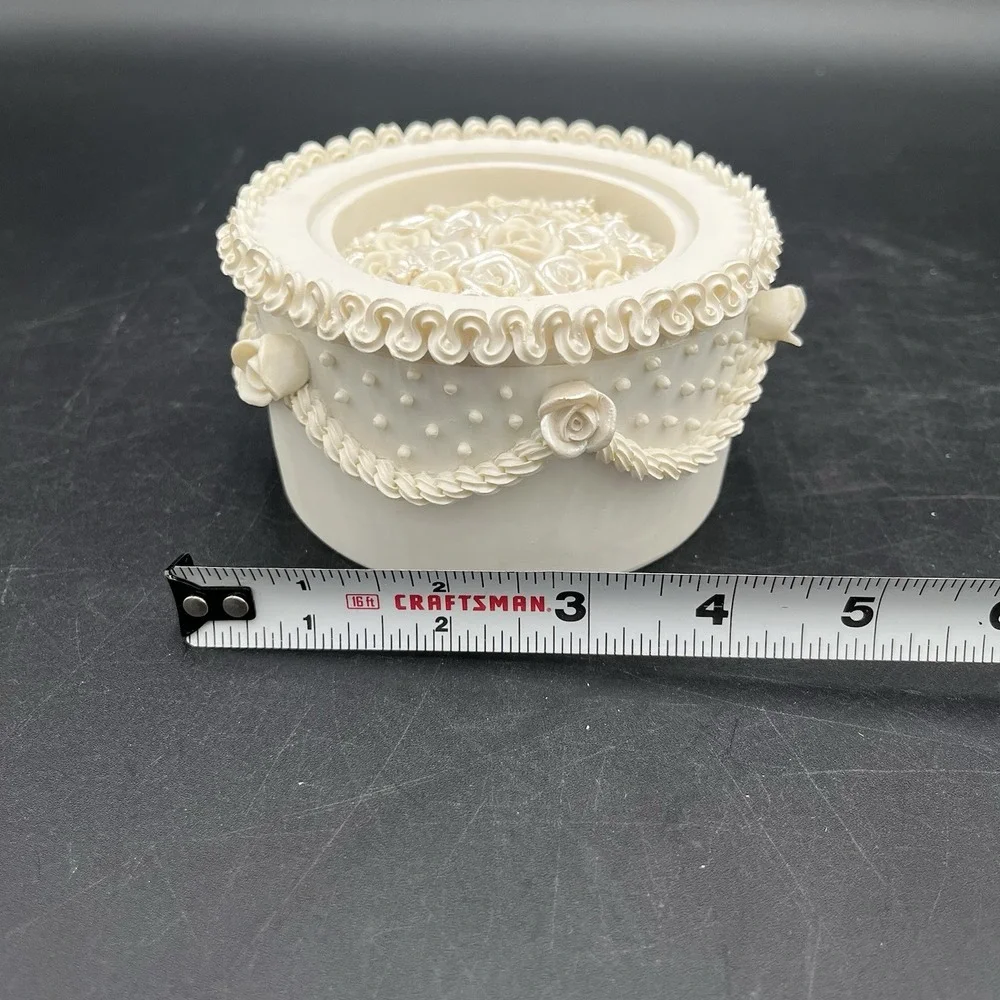 Lillian Rose Resin Music Box Wedding Cake Plays Wedding March Bride Groom video
